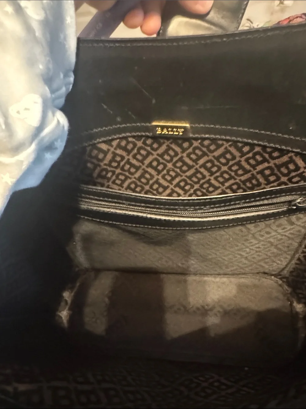 Bally all  Leather Vintage Shoulder Bag dark navy/ black gold. Unused